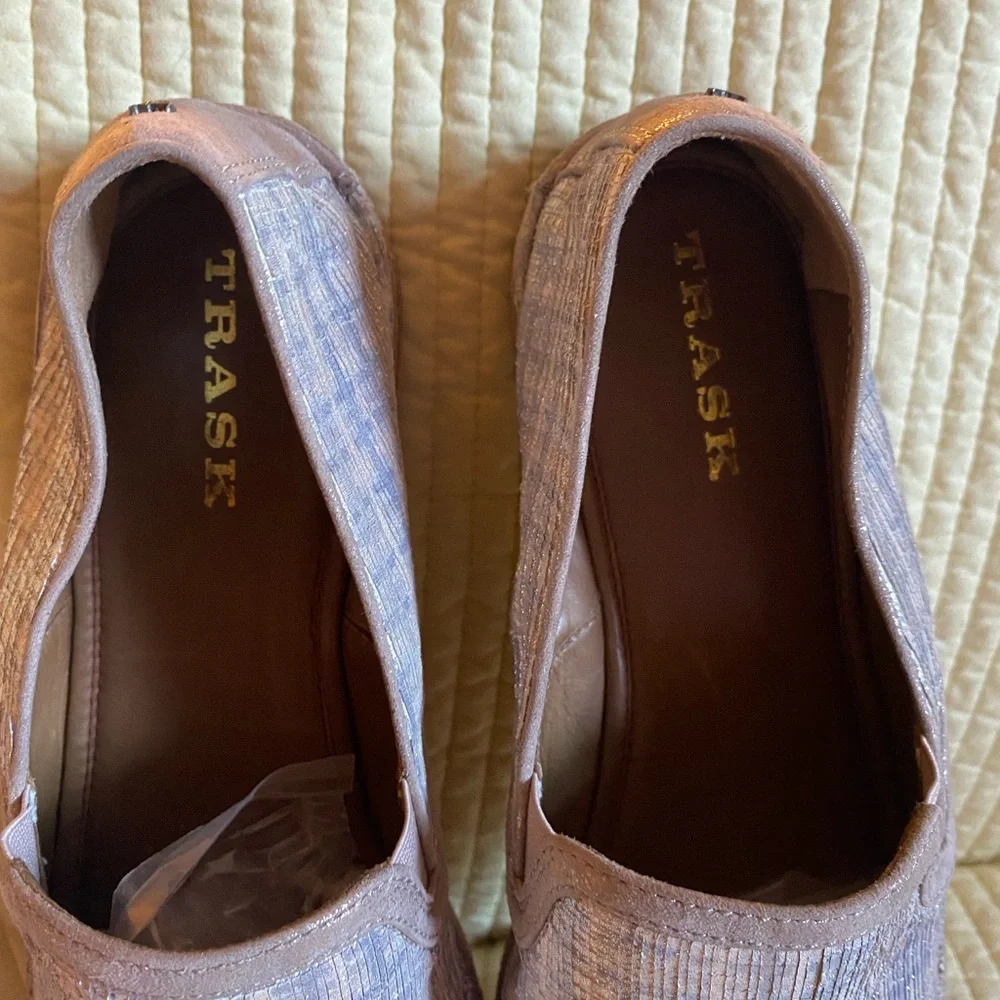 Trask Womens loafers size 11 worn once for fashion show